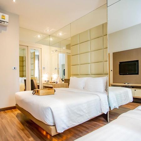 V Residence Бангкок Экстерьер фото