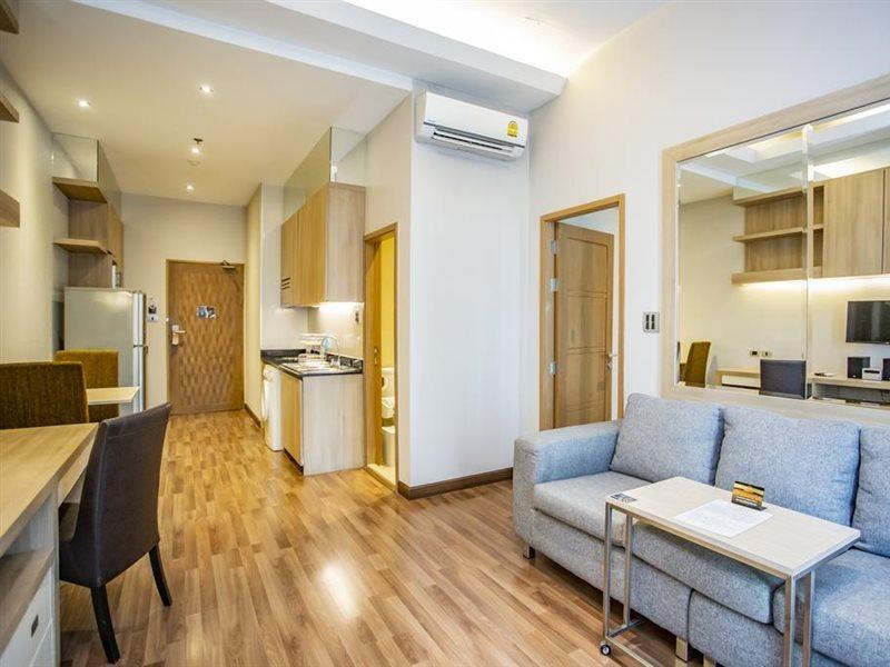 V Residence Бангкок Экстерьер фото