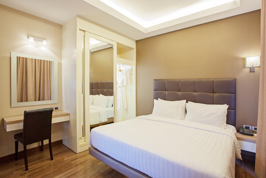 V Residence Бангкок Экстерьер фото