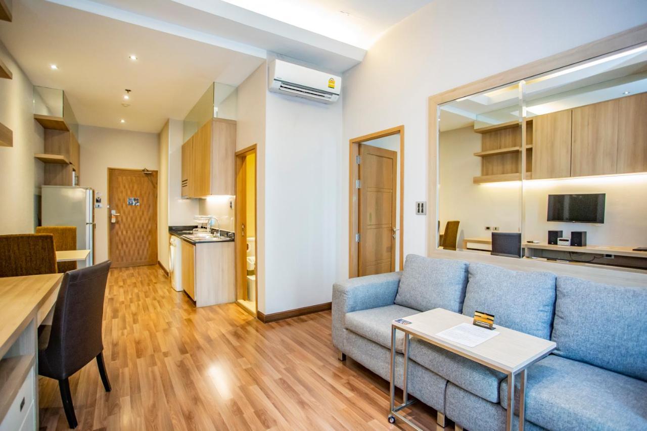 V Residence Бангкок Экстерьер фото
